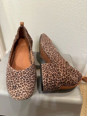 Gentle Souls Leopard Print Leather Block Heel Pumps 8.5 – Luxe Comfort Staple